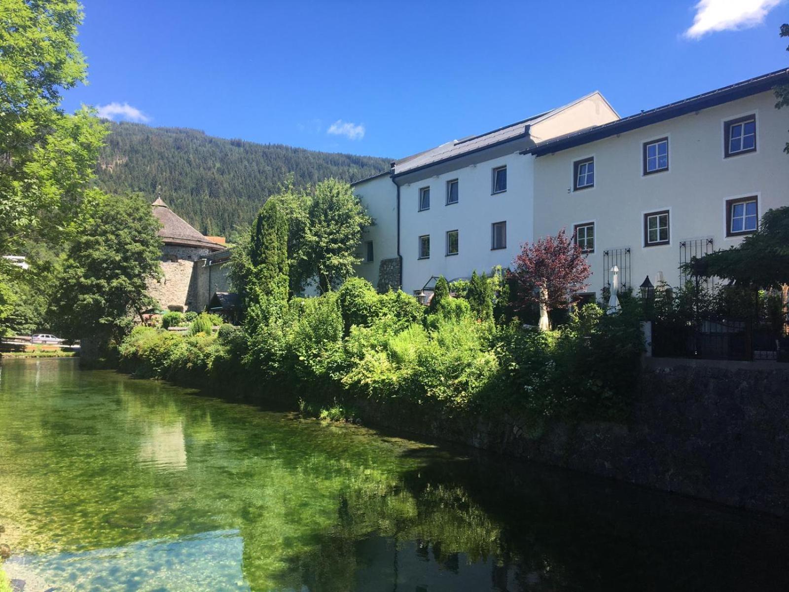 Der Torwirt Radstadt Exterior photo